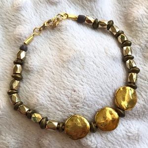 Gold tone bracelet